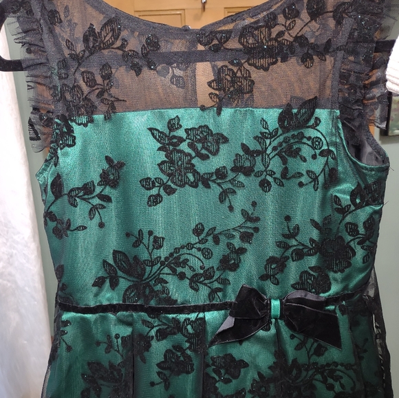 Jona Michelle Girls Size 12 Emerald/Teal & Black holiday party formal dress - Picture 3 of 4